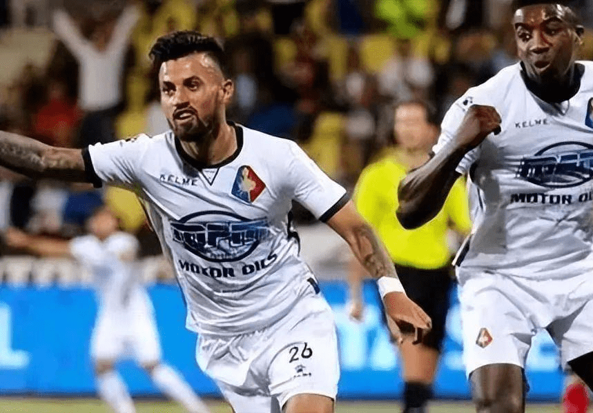 暴露了不足 暴露了不足