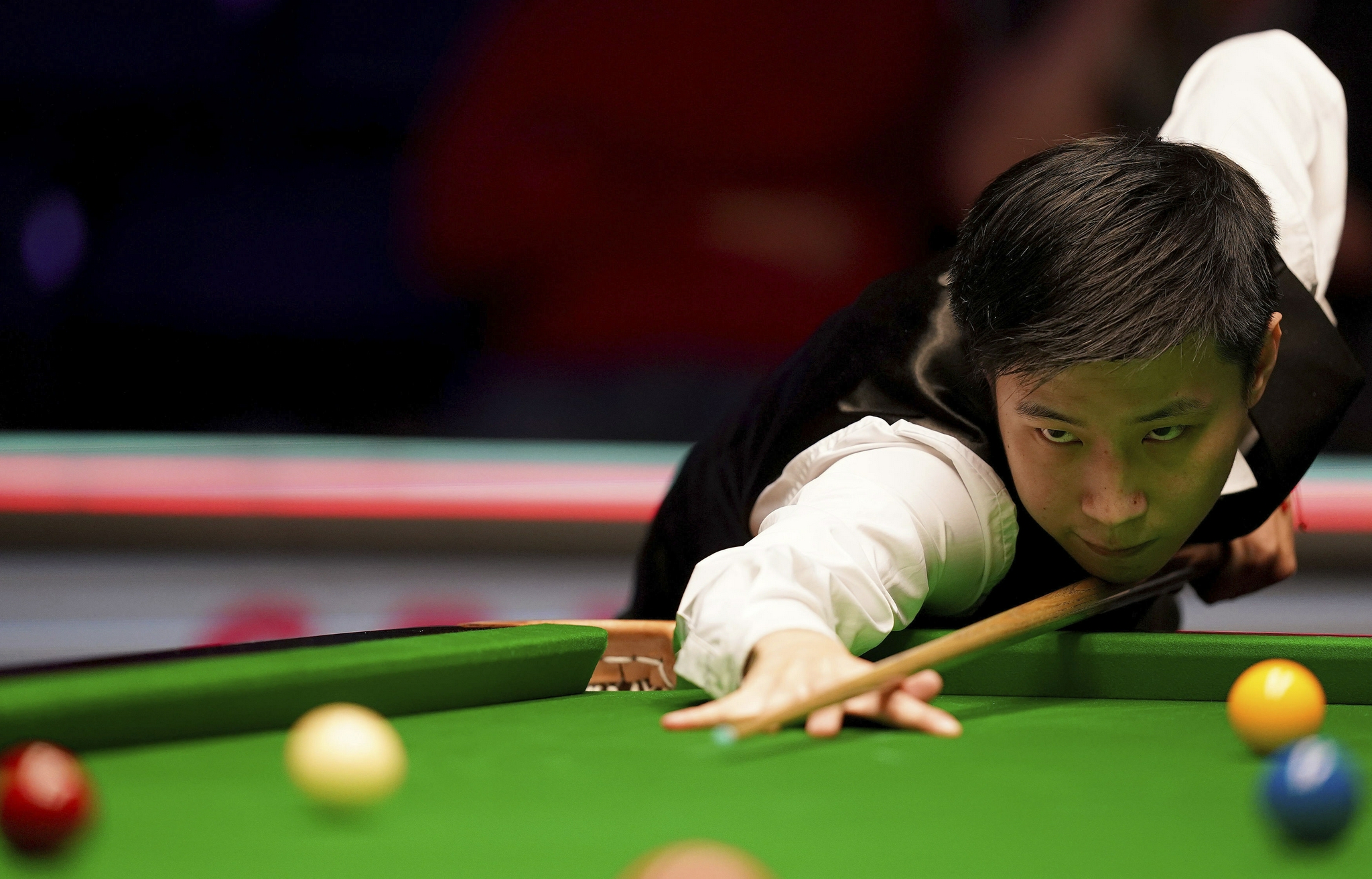 现出的过人 现出的过人