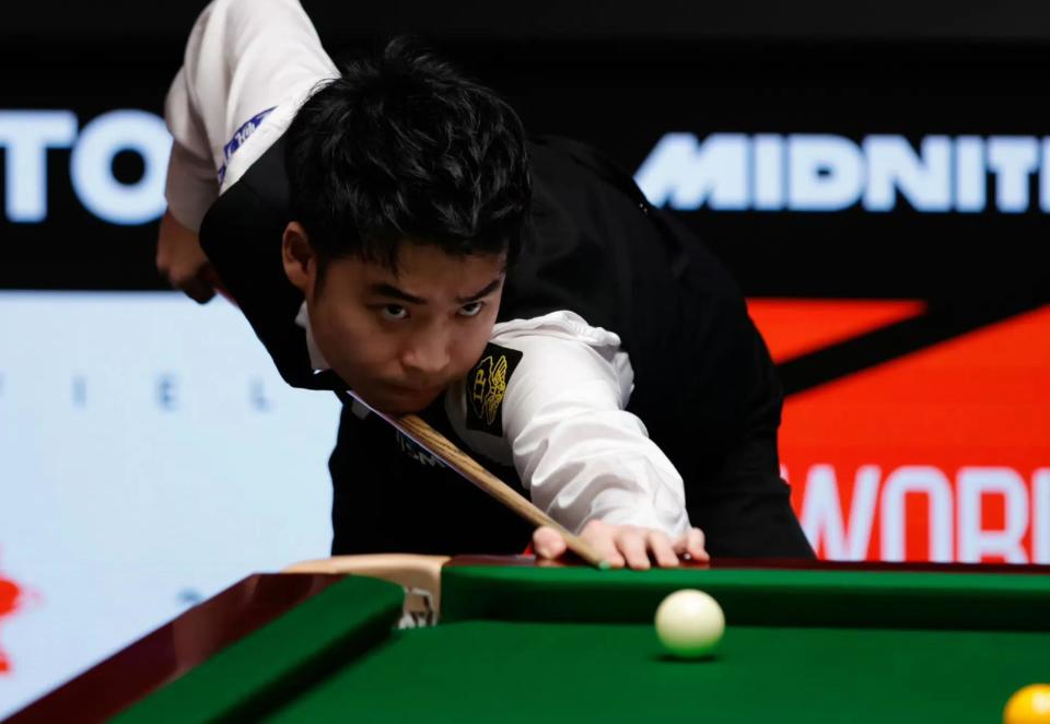 在球场上 在球场上