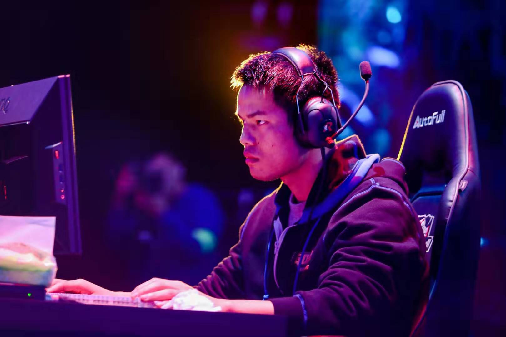 了质的飞跃 了质的飞跃