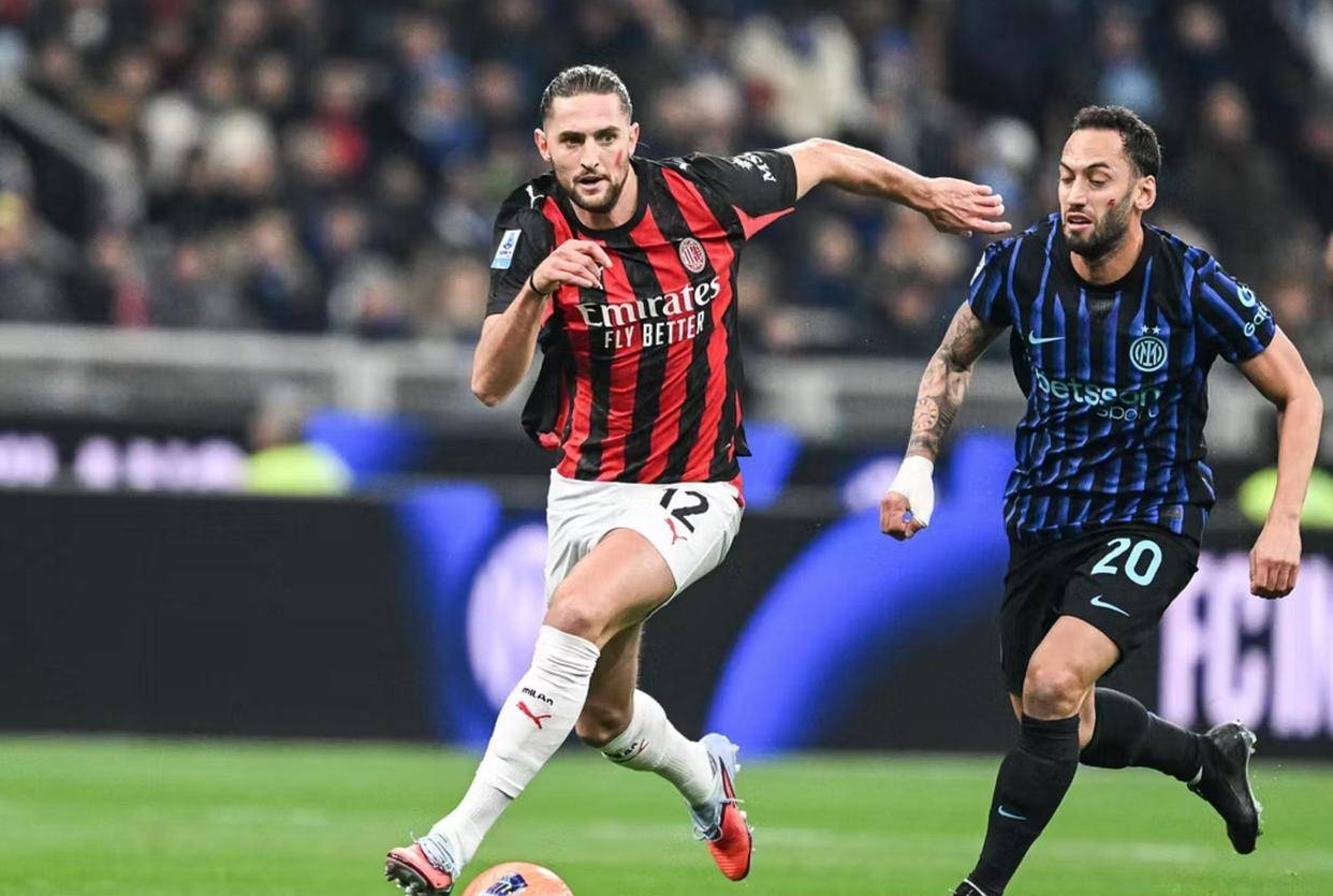 在中前场的 在中前场的